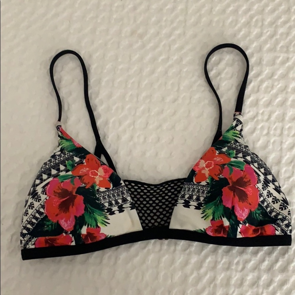 Ripcurl Bikini Top - Size XS